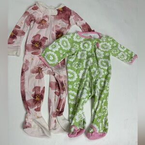 Baby Girl Onesies Set Size 9-12M (2 Onesies)